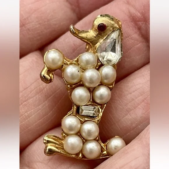 Vintage Dog Brooches Lot Gerry’s Pearl & Gems Jelly Belly Poodle Cocker Spaniel - Picture 2 of 8